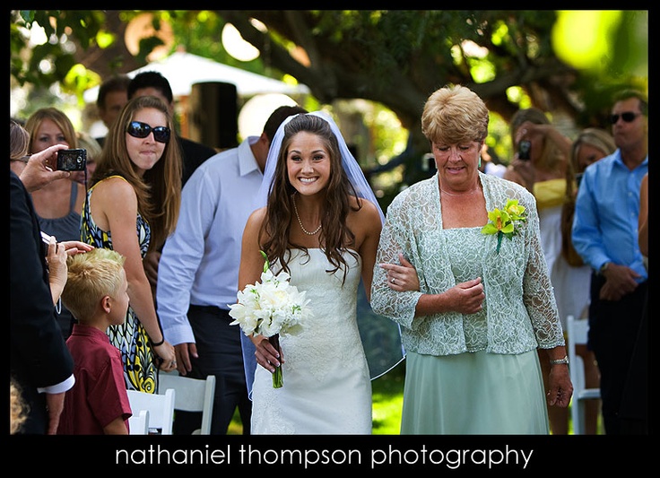 Mother Of The Bride Walk Down The Aisle Paperless Wedding mother-of-the-bride-walk-down-the-aisle-paperless-wedding